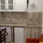 Elvyhouse City